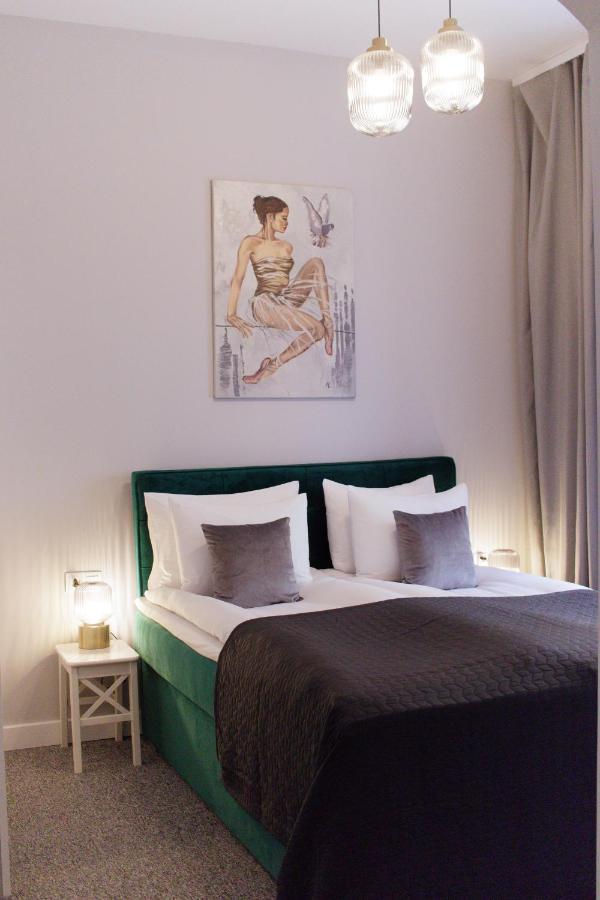 Apartamenty Plac Kolegiacki Poznan Bagian luar foto